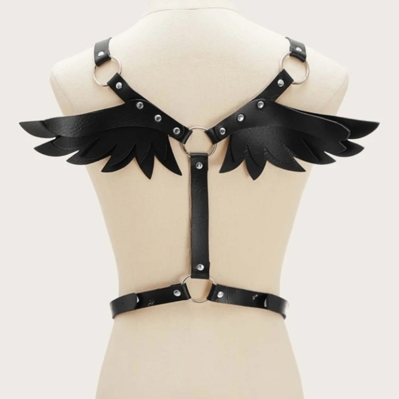 Beautiful gothic black vegan leather angel wings harness! Nwot, sizes XS-XL! - Picture 3 of 7